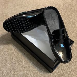 Massimo Matteo black patent leather mules size 10.